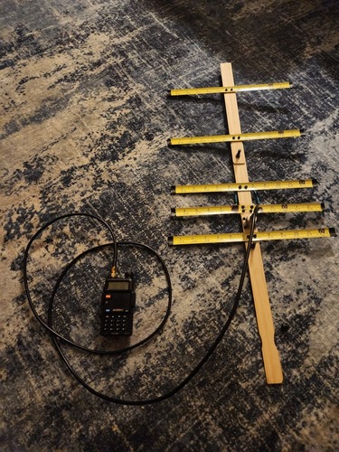 Tape Measure Yagi-Uda Antenna